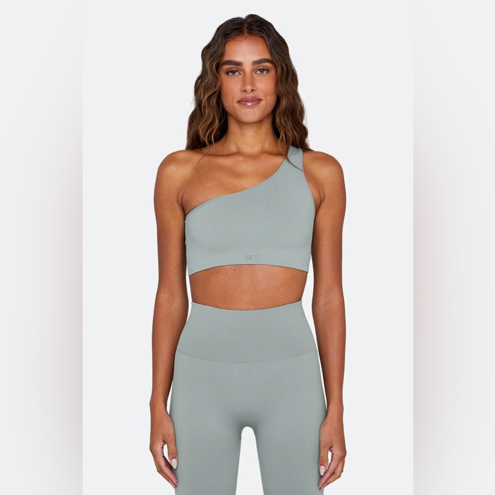 Set Active SculptFlex Ribbed Set (One Shoulder Sports Bra + Leggings)
